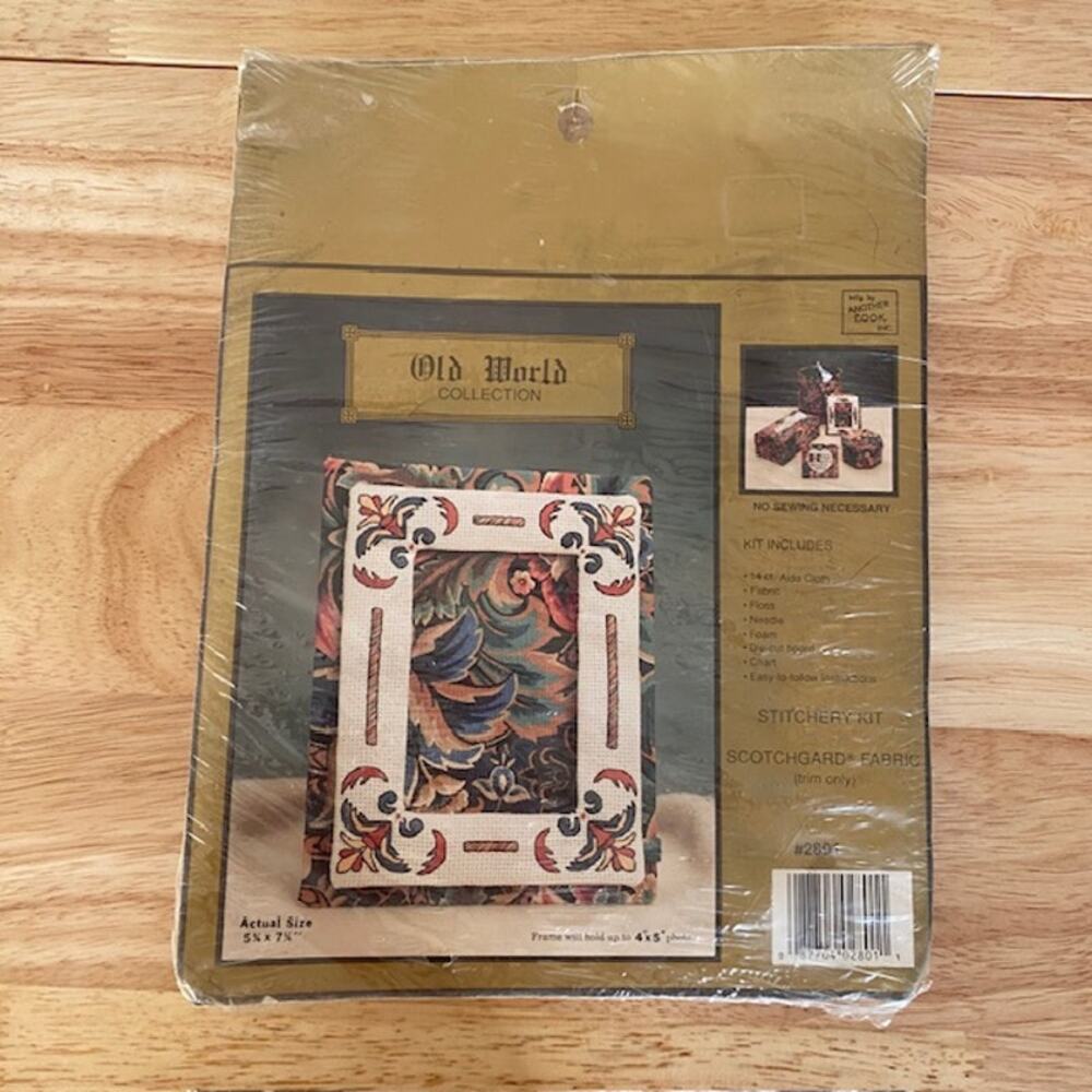 Yard Sale Vintage Old World Collection Tapestry Picture Frame Cross Stitch Kit